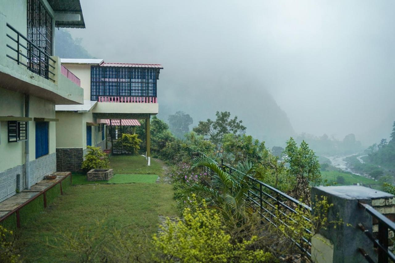 Baandal River Resort A Unit Of Maa Surkunda Devi Audhogik Kshetra Dehradun Exteriör bild